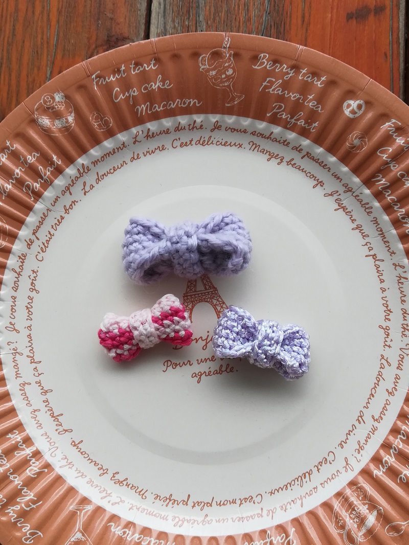 ダイソー刺繍糸パール調カラーで編む「リボンのモチーフ」の作り方